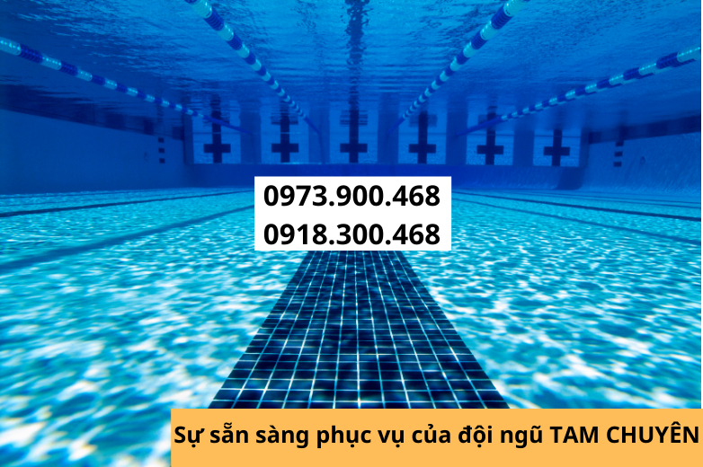 Thợ chà ron chống thấm hồ bơi